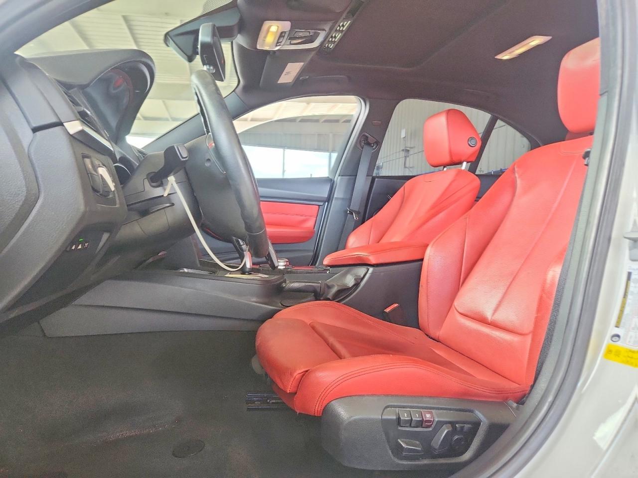 2015 BMW 328 I - zdjęcie 7