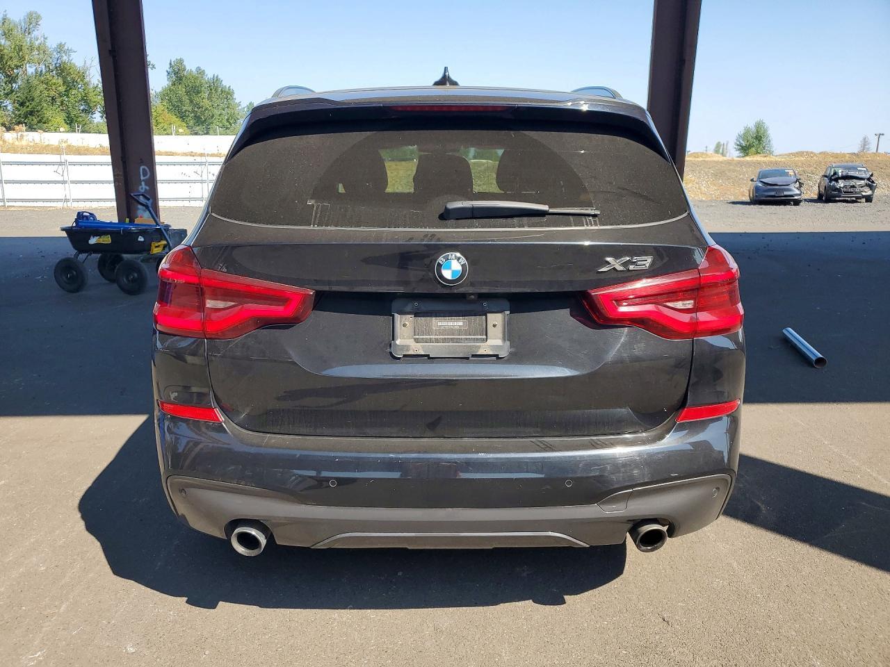 2018 BMW X3 xDrive30I - zdjęcie 6