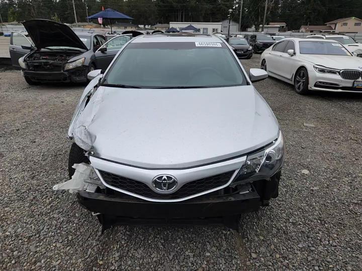 2013 Toyota Camry Se - zdjęcie 14