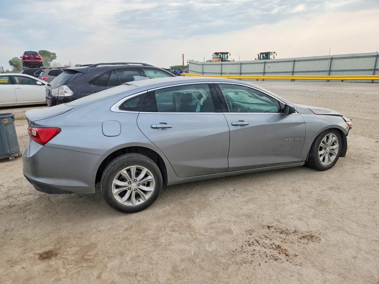 2024 Chevrolet Malibu Lt - zdjęcie 3