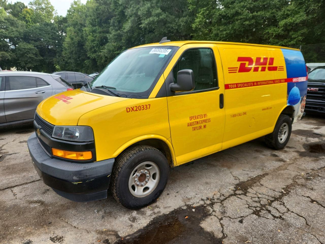 2020 Chevrolet Express G2500 - zdjęcie główne