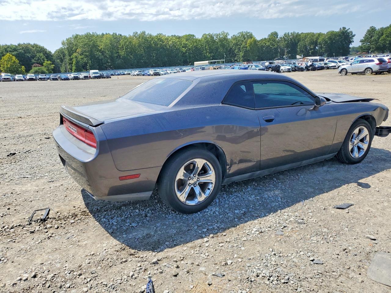 2014 Dodge Challenger Sxt - zdjęcie 3