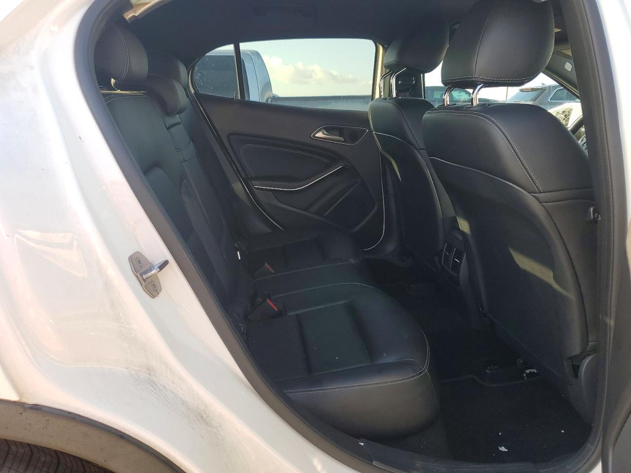 2020 Mercedes-Benz Gla 250 - zdjęcie 10