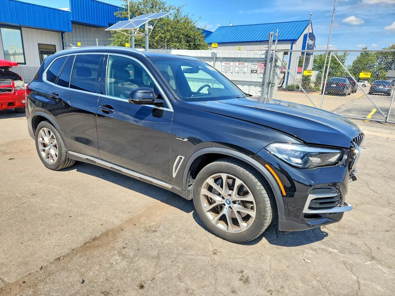 2022 BMW X5 xDrive45E - zdjęcie 4