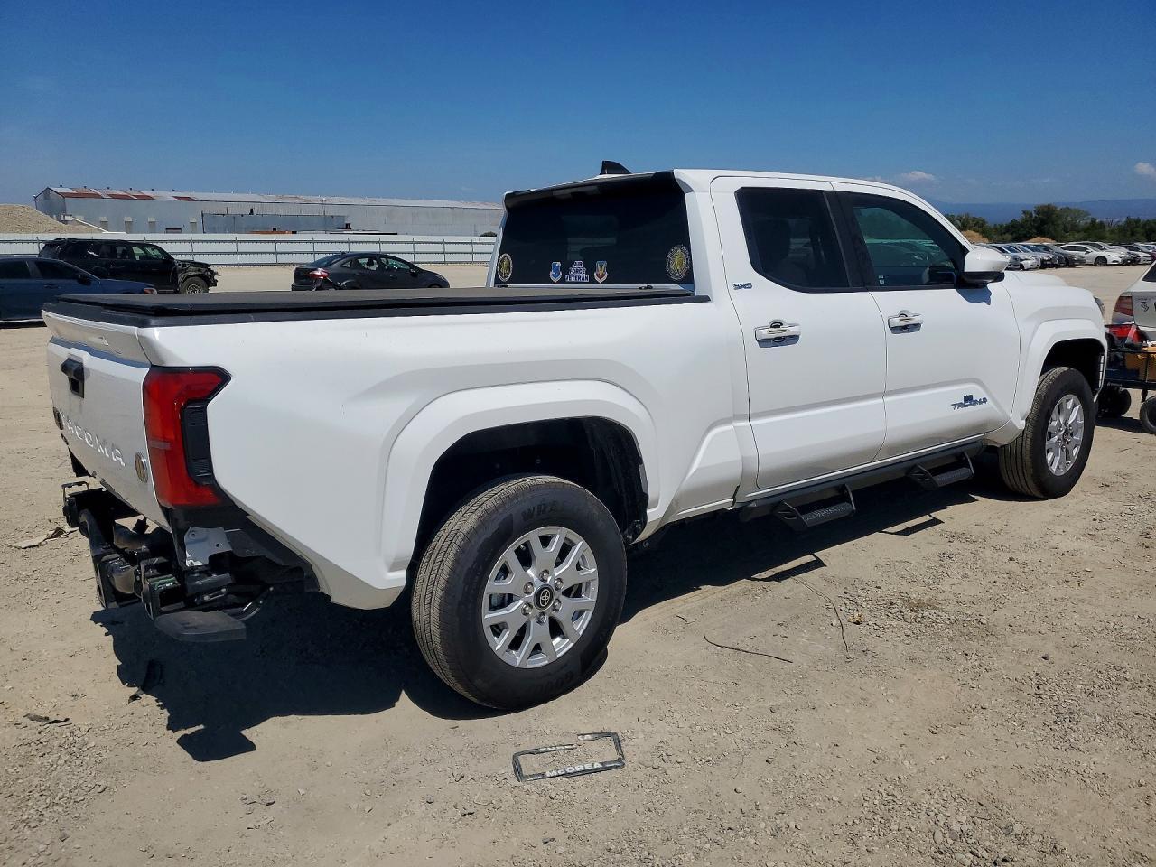 2025 Toyota Tacoma Sr5 - zdjęcie 3