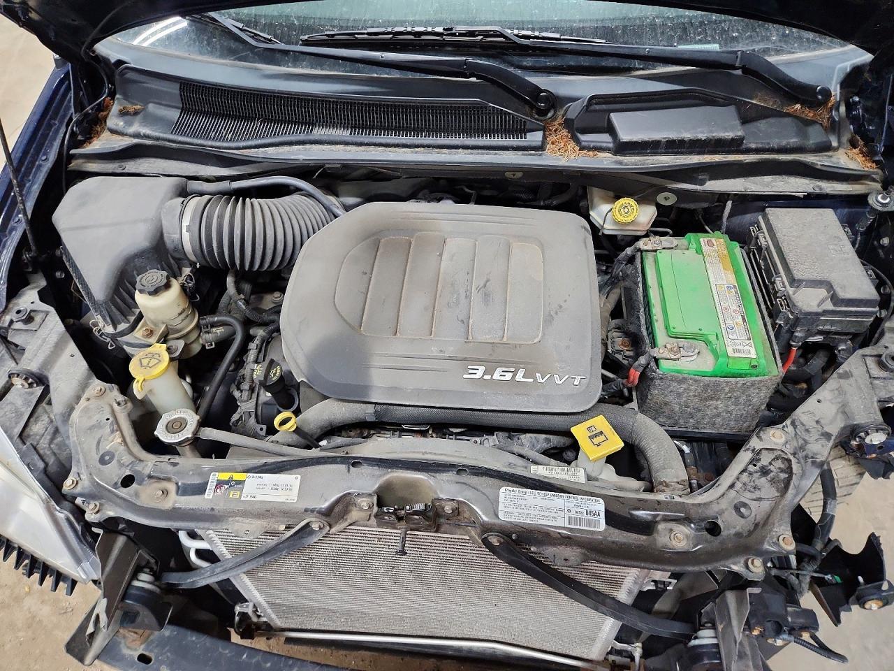 2013 Chrysler Town & Country Touring L - zdjęcie 12