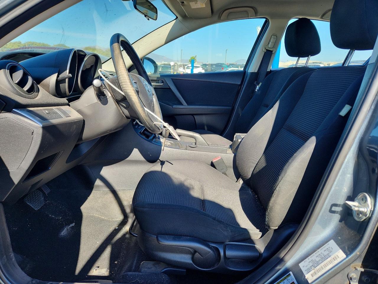 2013 Mazda 3 I - zdjęcie 7