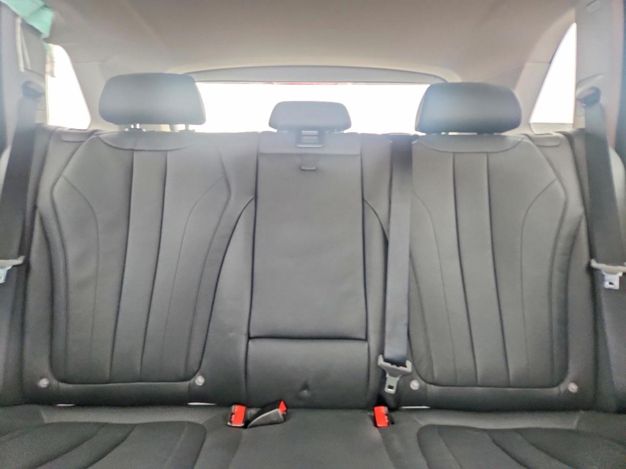 2015 BMW X5 xDrive35D - zdjęcie 10