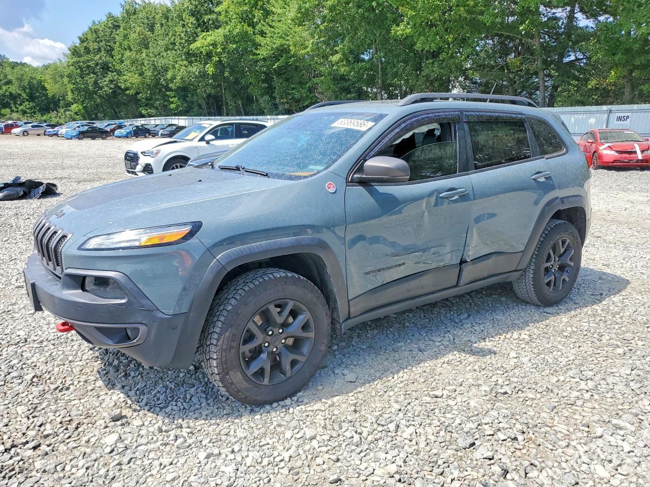 2015 Jeep Cherokee Trailhawk - zdjęcie główne
