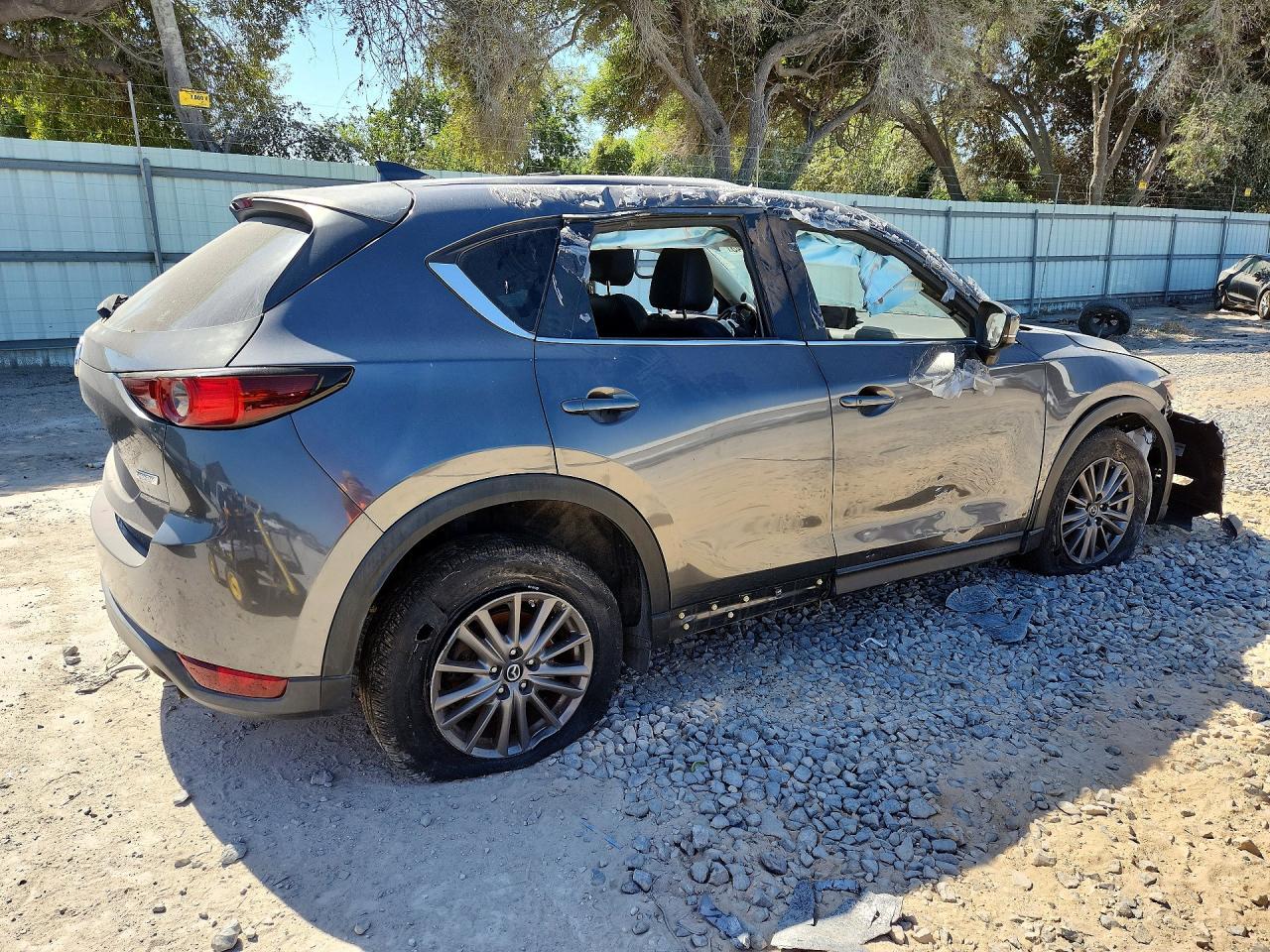 2017 Mazda Cx-5 Touring - zdjęcie 3