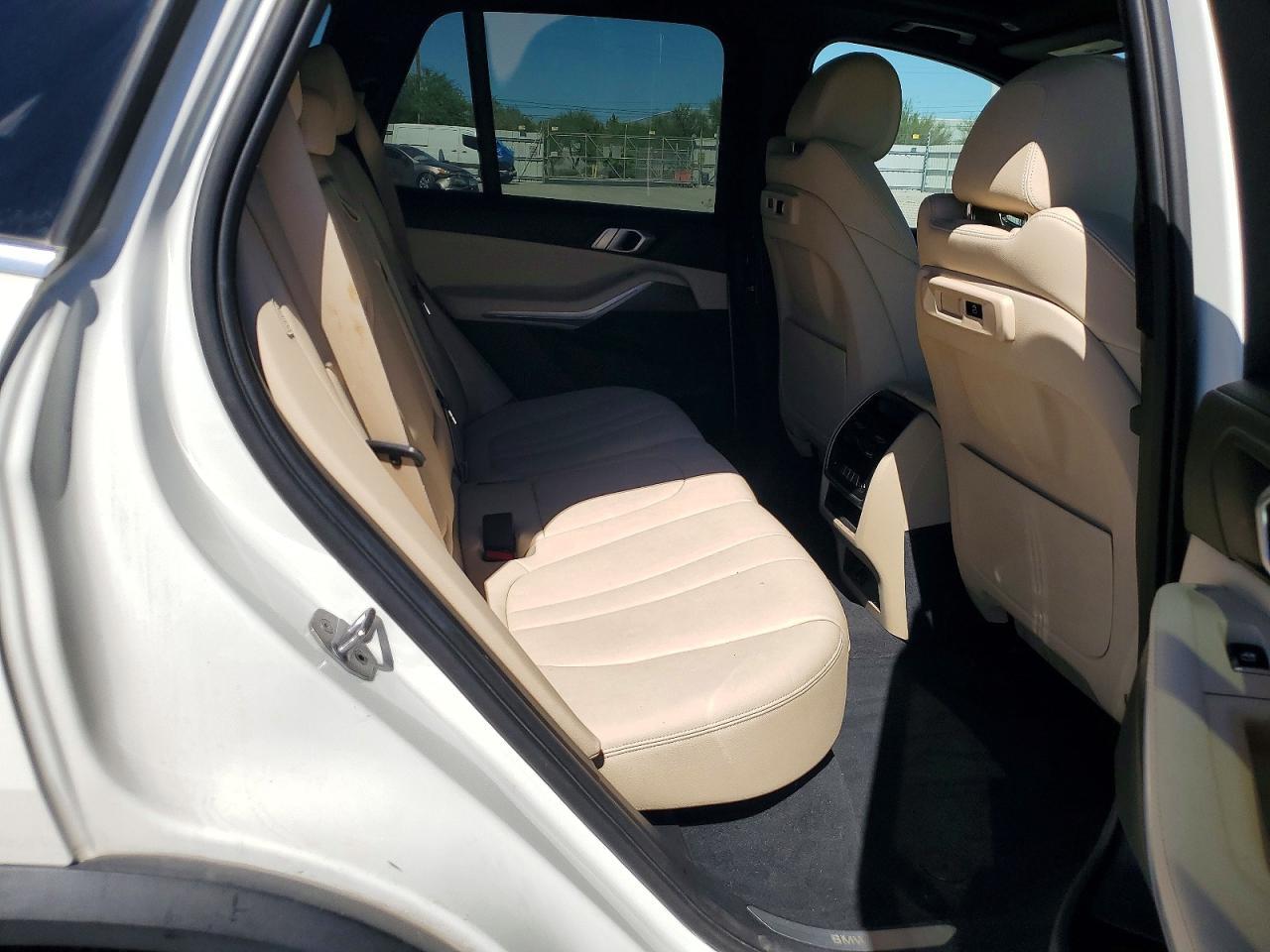 2019 BMW X5 xDrive40I - zdjęcie 11