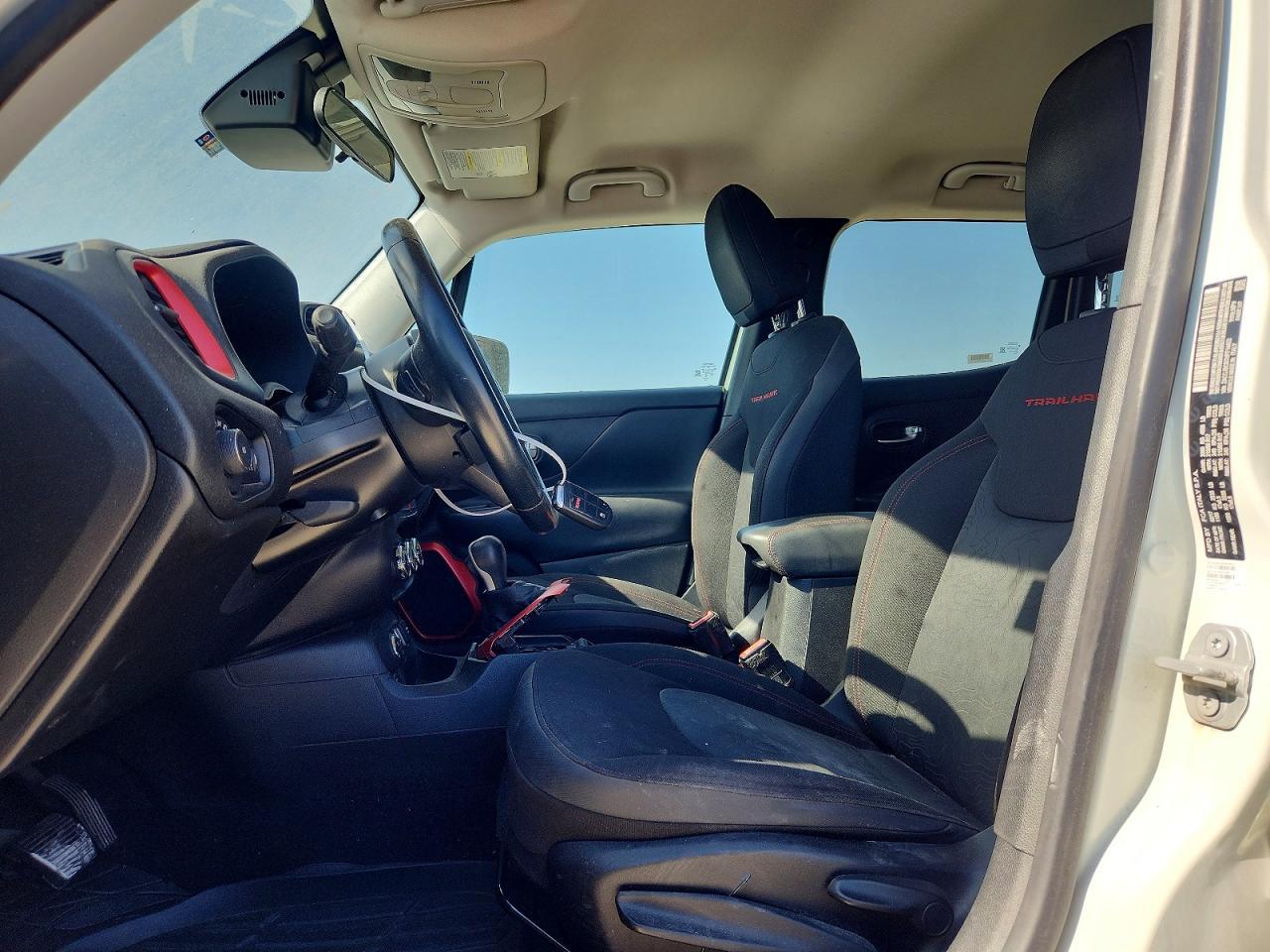 2017 Jeep Renegade Trailhawk - zdjęcie 7