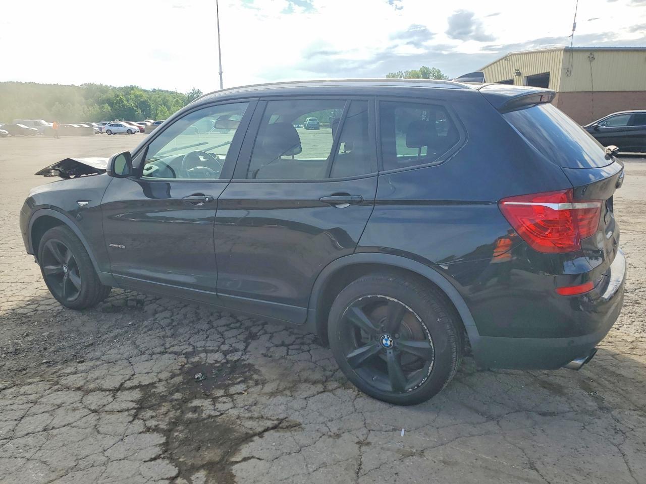 2017 BMW X3 xDrive28I - zdjęcie 2