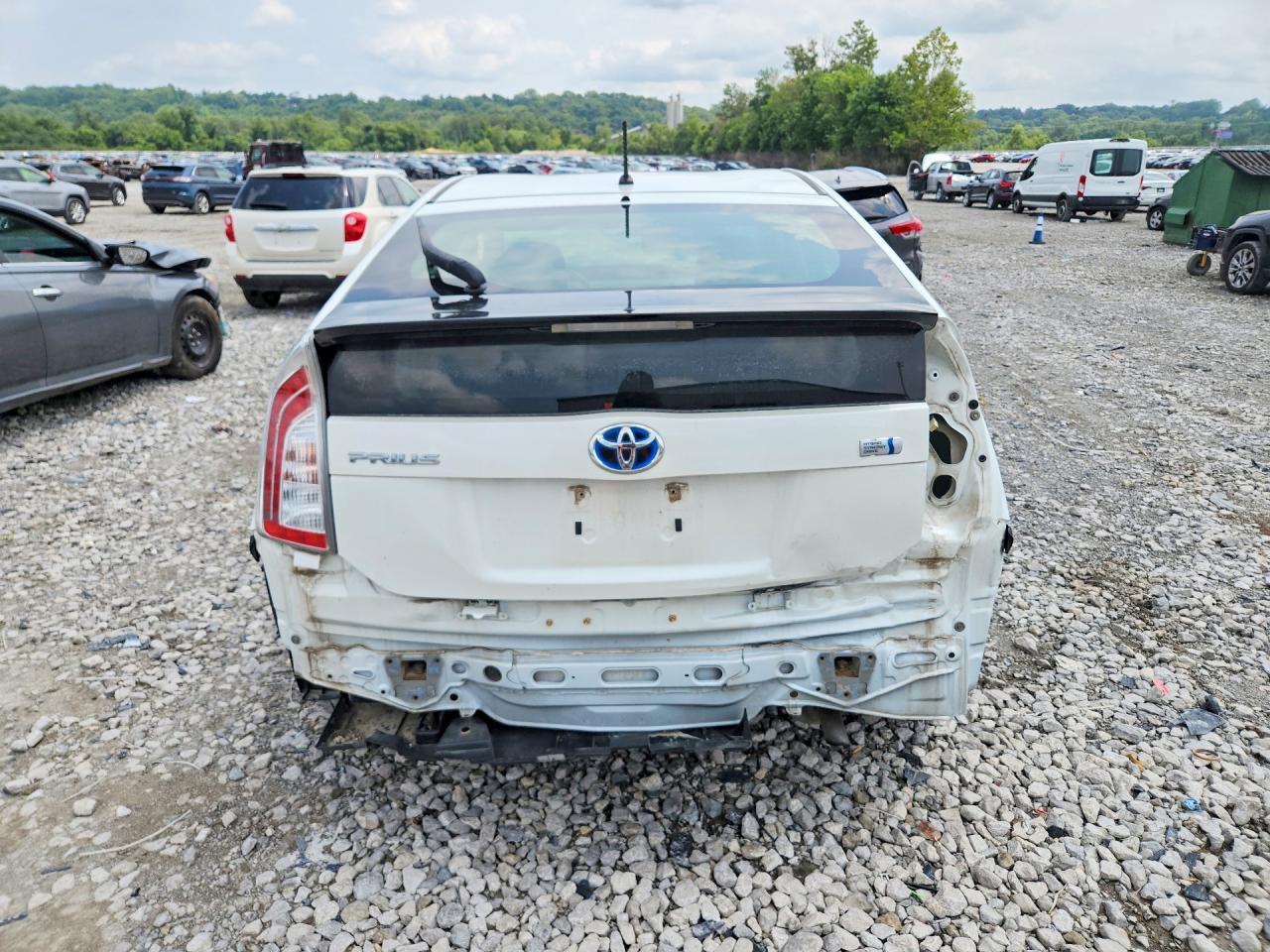 2014 Toyota Prius Two - zdjęcie 6
