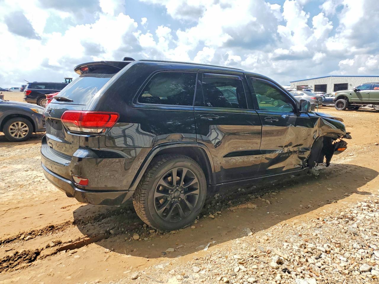 2018 Jeep Grand Cherokee Laredo - zdjęcie 3