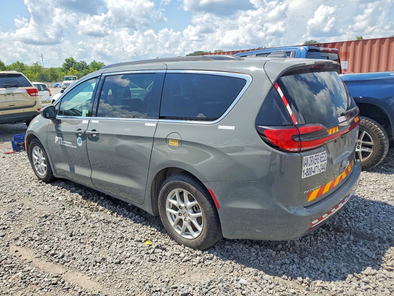 2022 Chrysler Pacifica Touring L - zdjęcie 2