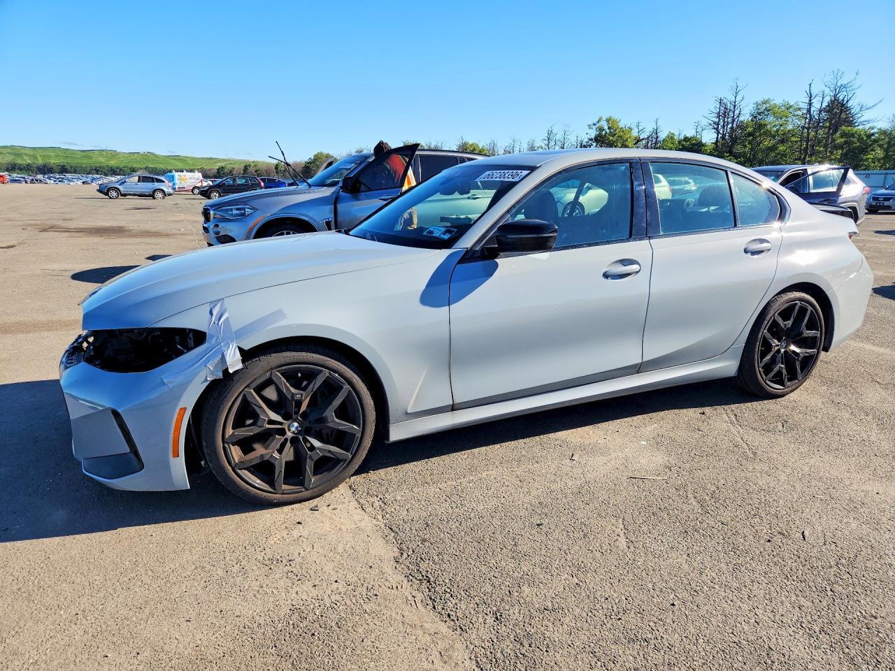 2025 BMW Seria 3 330i - zdjęcie główne