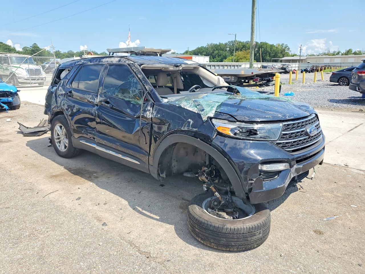 2022 Ford Explorer Xlt - zdjęcie 4