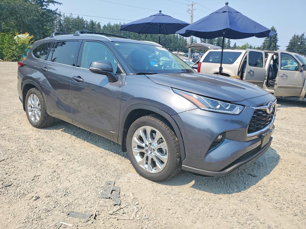 2023 Toyota Highlander Hybrid Limited - zdjęcie 4