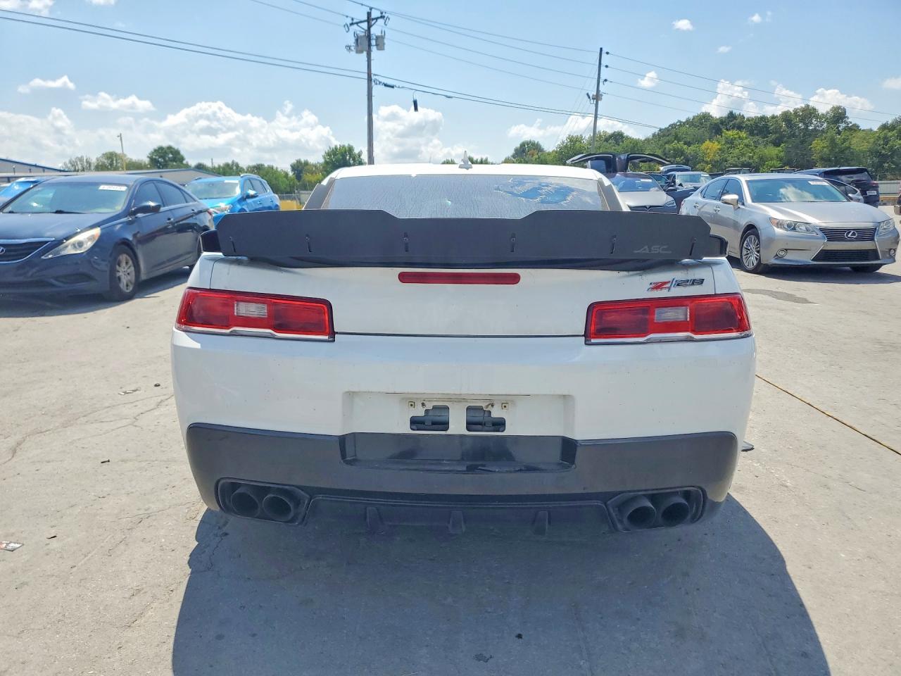 2014 Chevrolet Camaro Z28 - zdjęcie 6