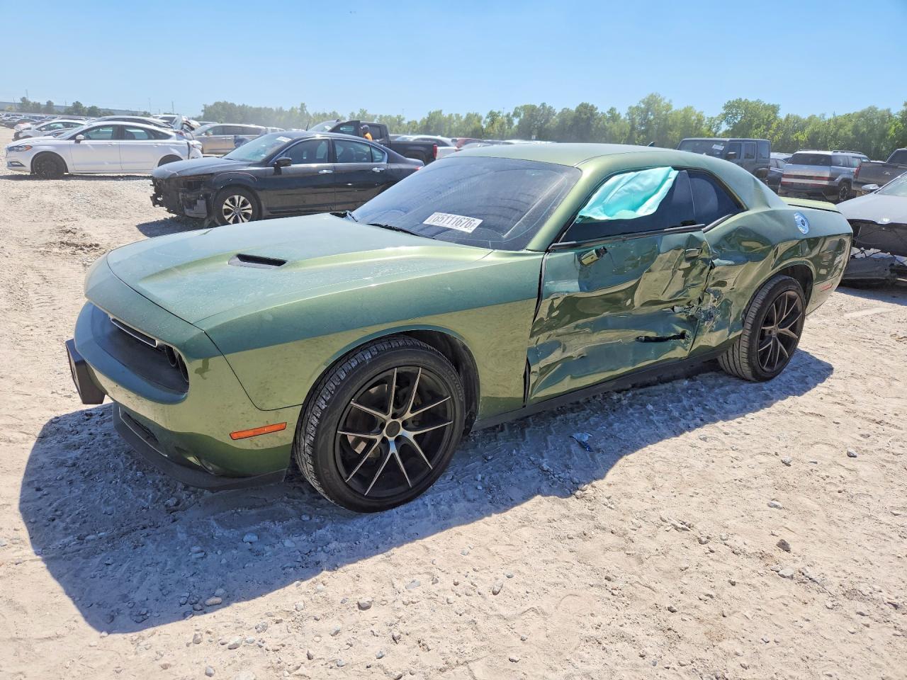 Dodge Challenger - zdjęcie 1