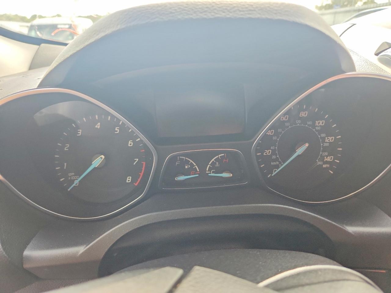2014 Ford Escape Titanium - zdjęcie 9