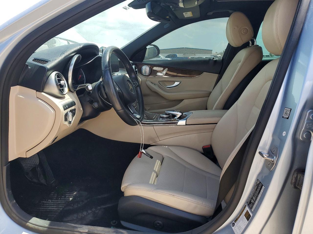 2018 Mercedes-Benz C 300 - zdjęcie 7