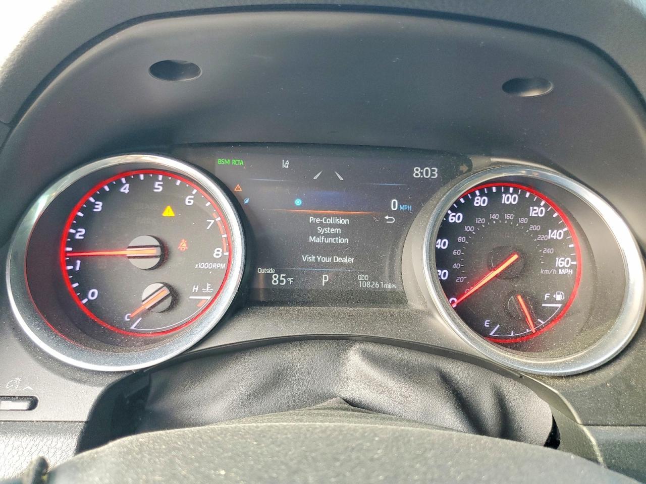 2020 Toyota Camry Xse - zdjęcie 9