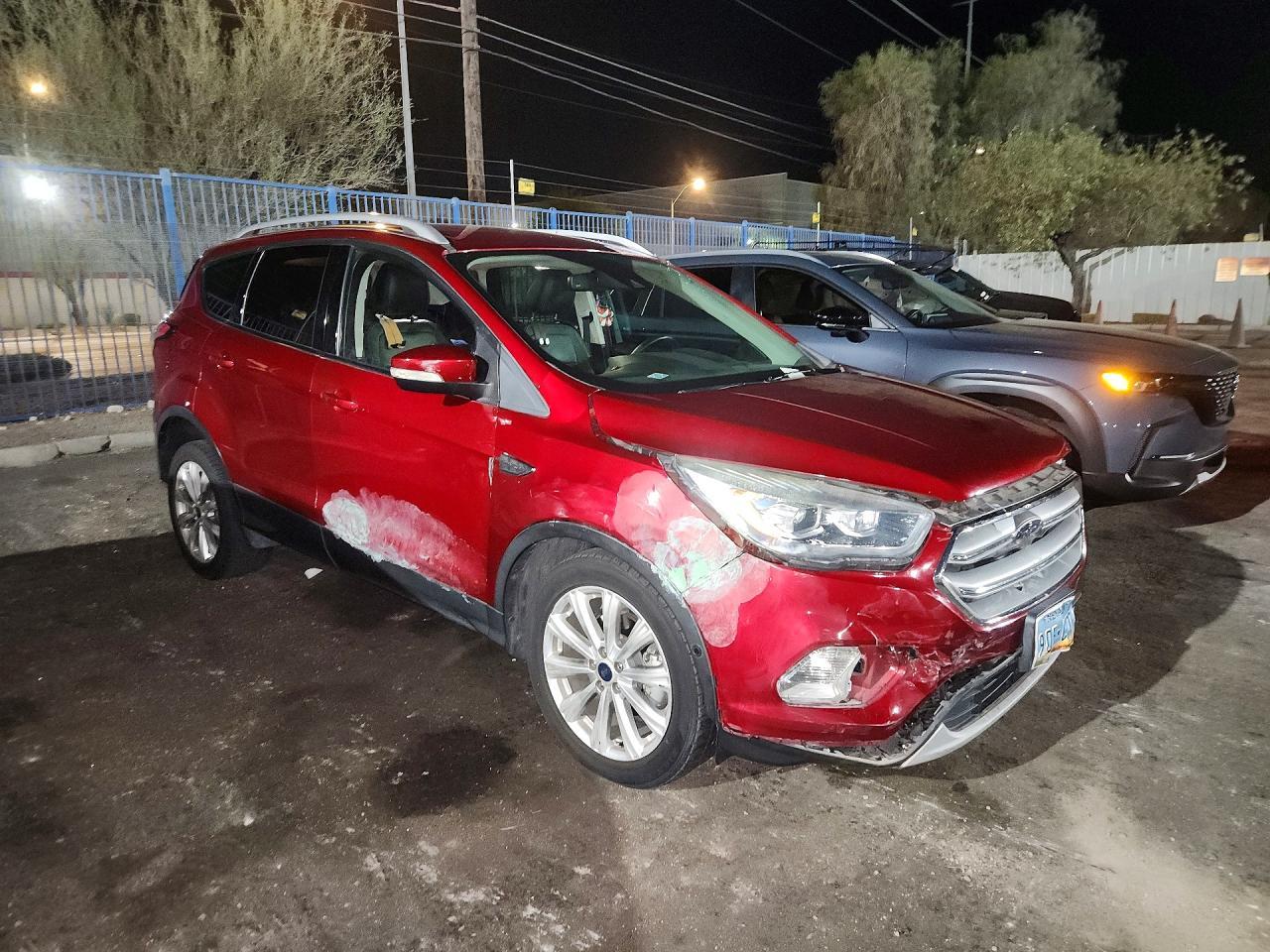 2017 Ford Escape Titanium - zdjęcie 4