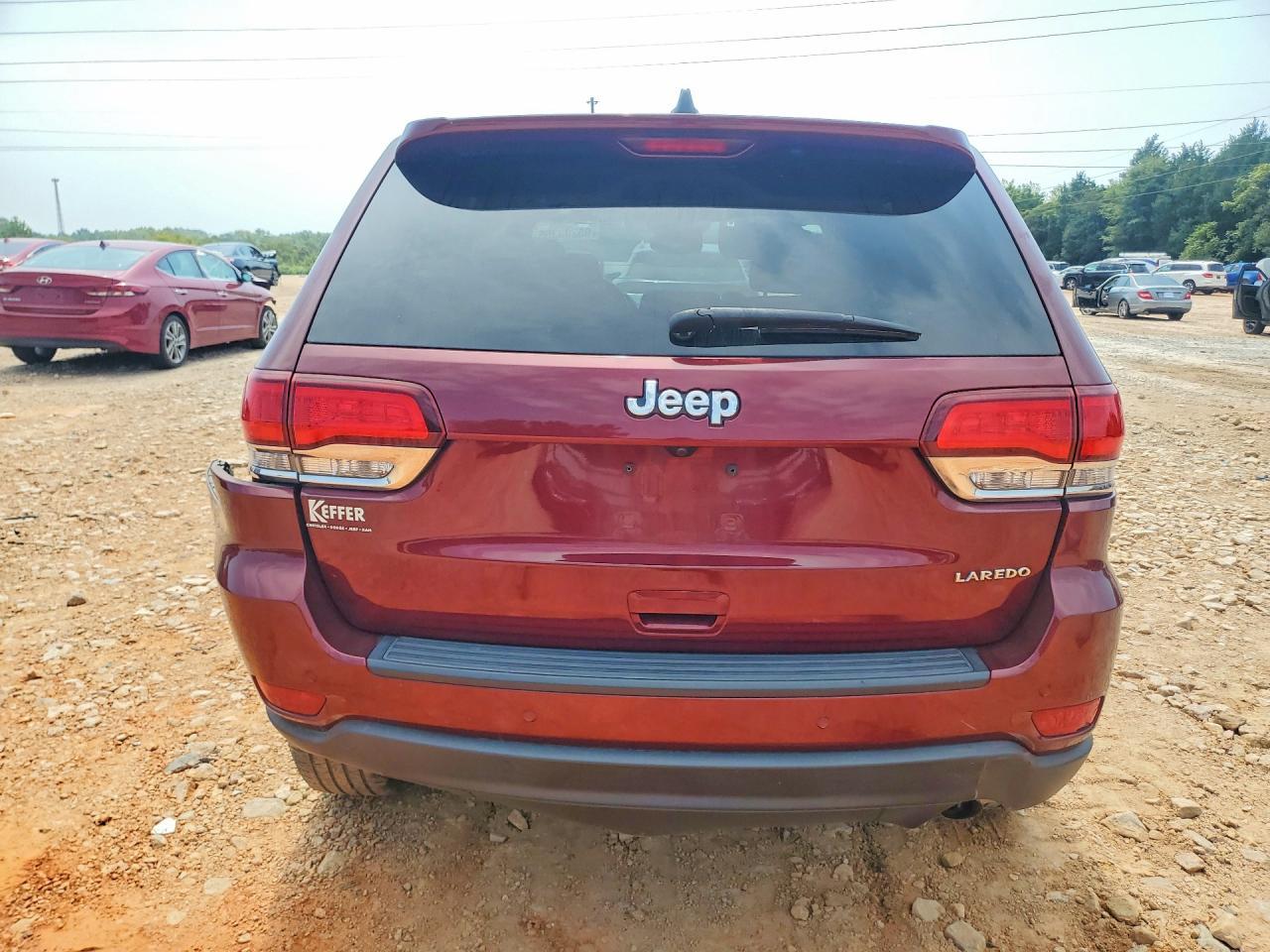 2022 Jeep Grand Cherokee Laredo E - zdjęcie 6