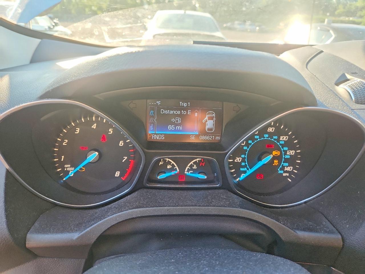 2014 Ford Escape Titanium - zdjęcie 9