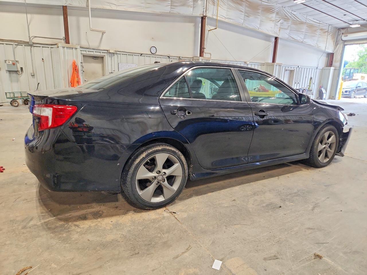 2014 Toyota Camry Se Sport - zdjęcie 3