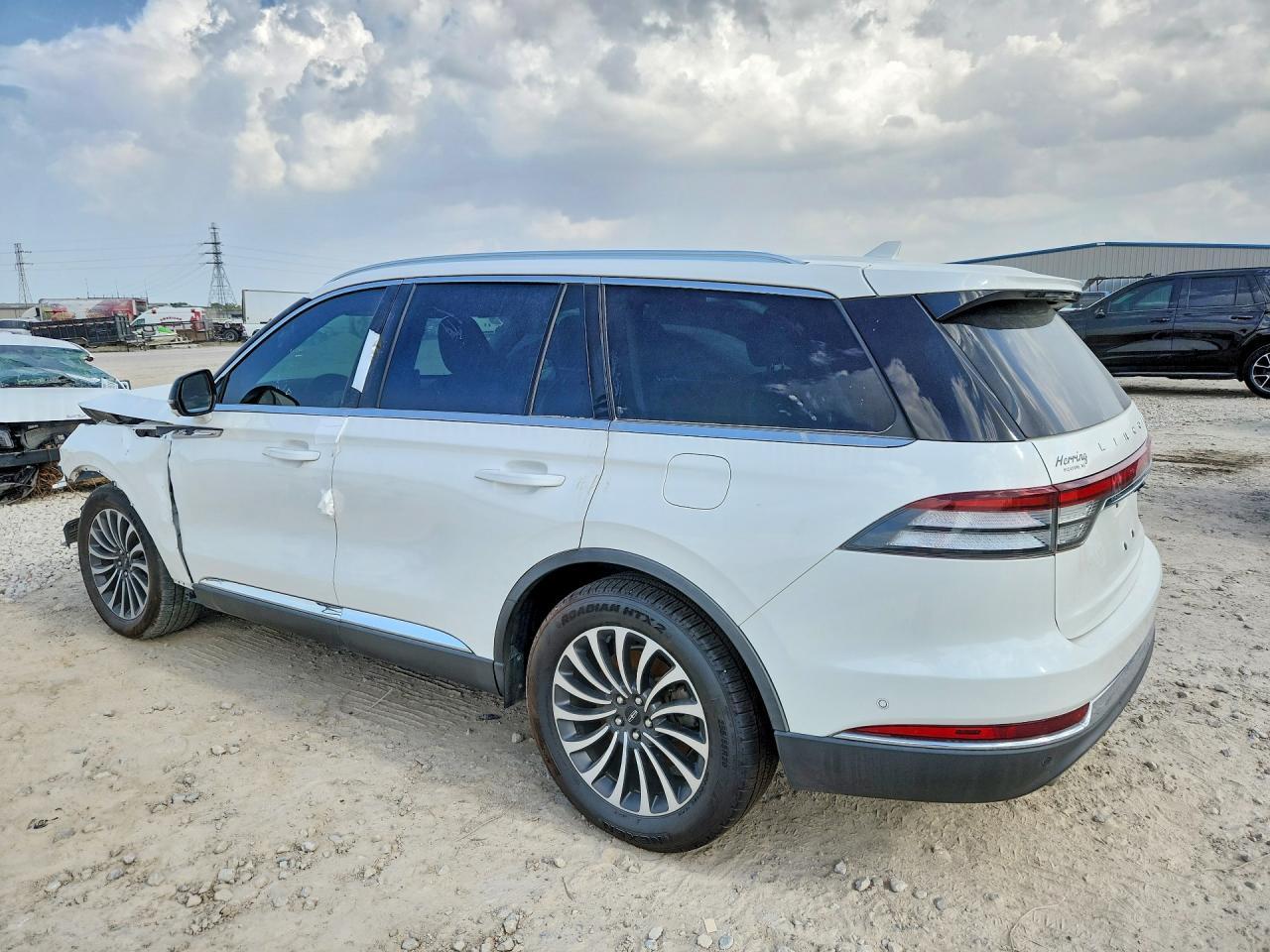 2022 Lincoln Aviator Reserve - zdjęcie 2