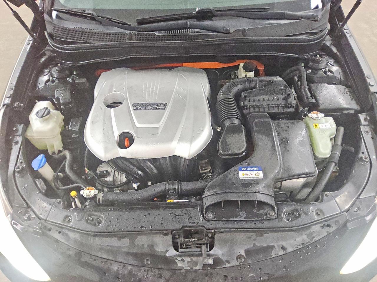 2015 Hyundai Sonata Hybrid Base - zdjęcie 11