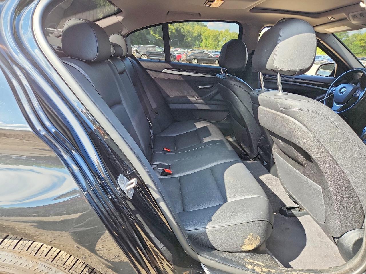 2016 BMW Seria 5 528i - zdjęcie 10