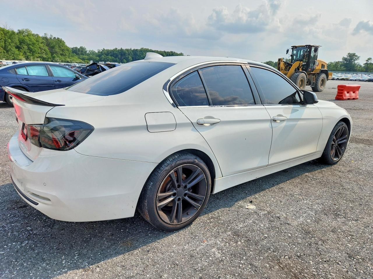 2018 BMW Seria 3 330i - zdjęcie 3
