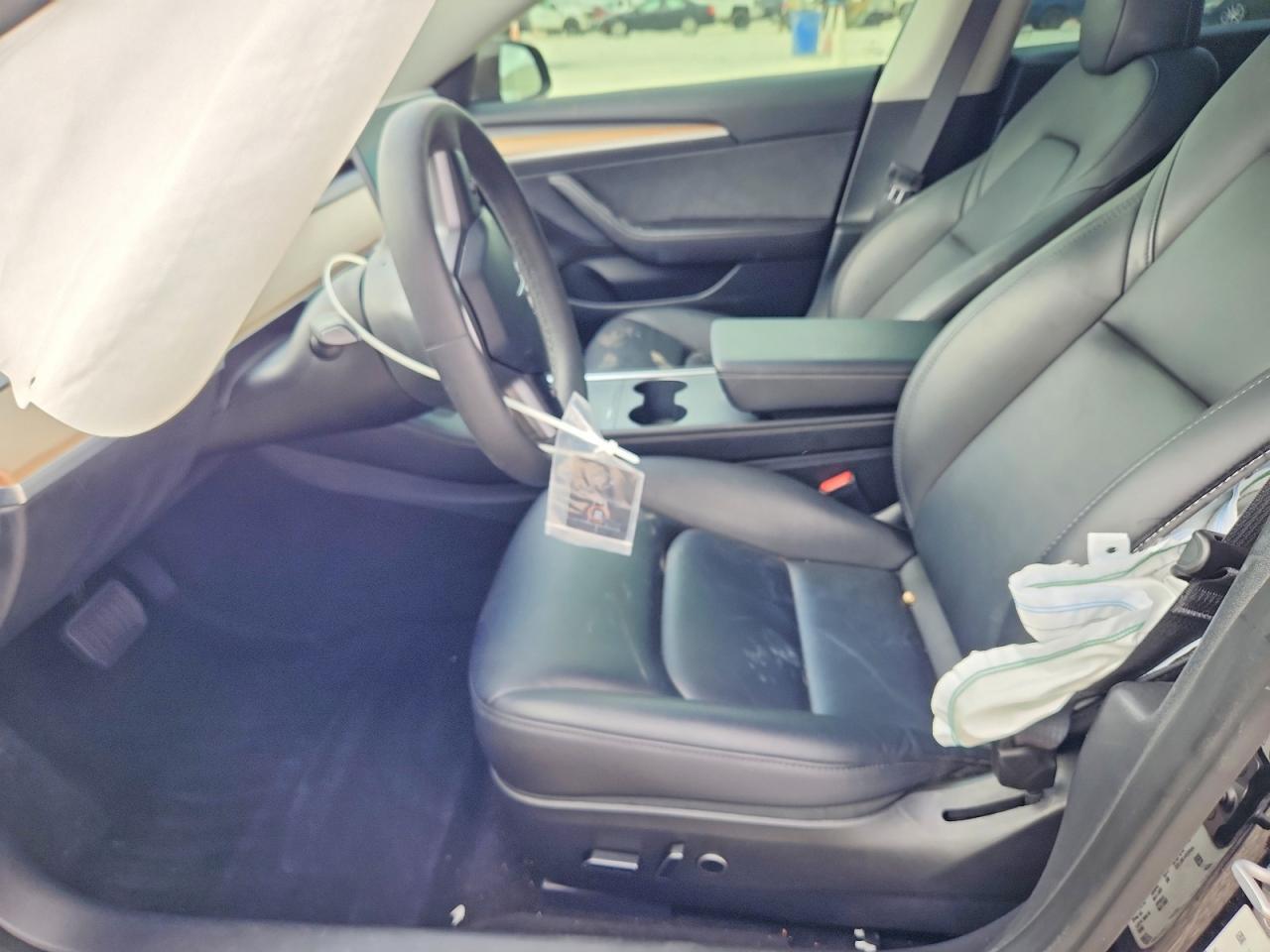 2023 Tesla Model 3 - zdjęcie 7