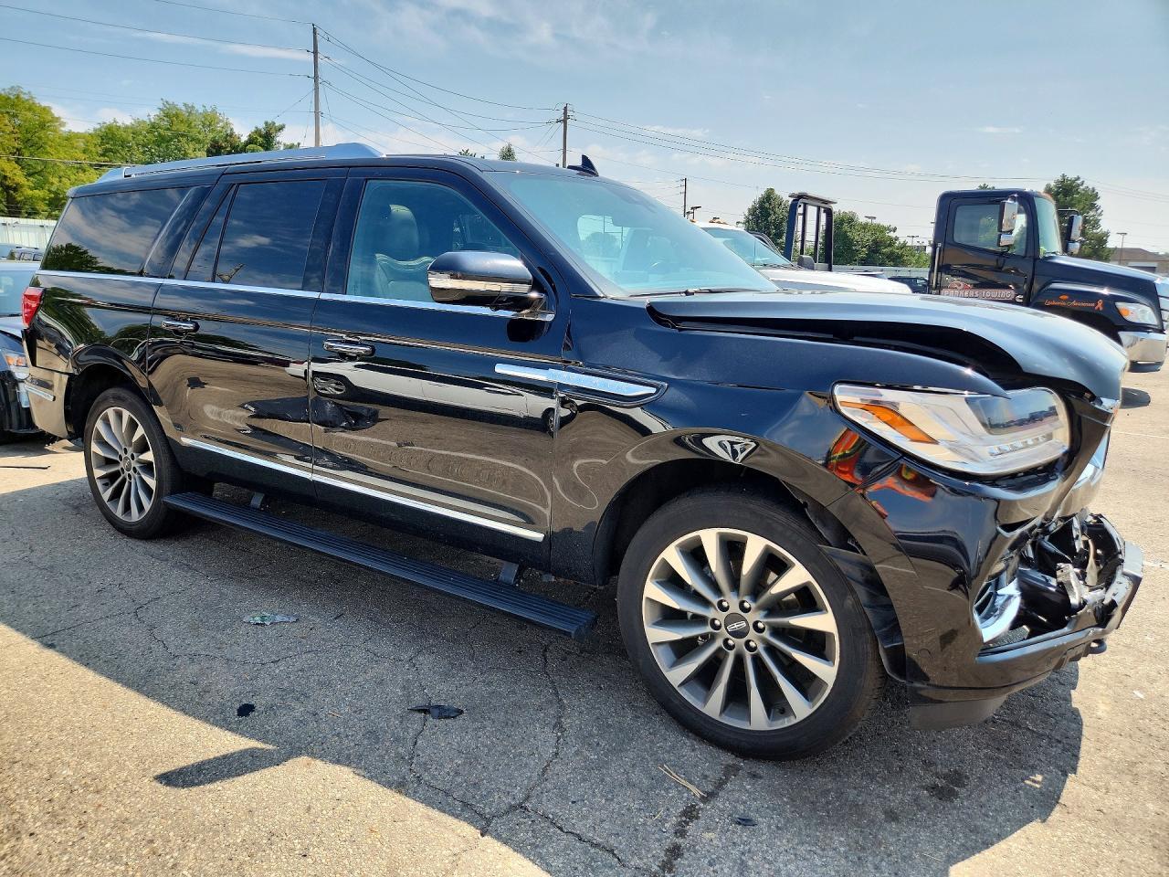 2020 Lincoln Navigator L Reserve - zdjęcie 4