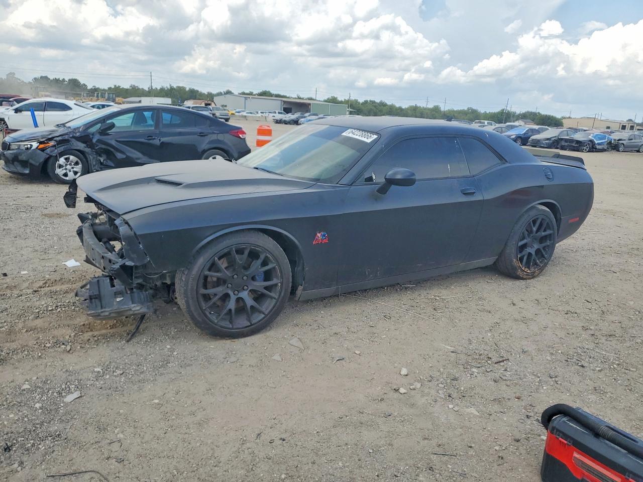 2016 Dodge Challenger R/T Scat Pack - zdjęcie główne