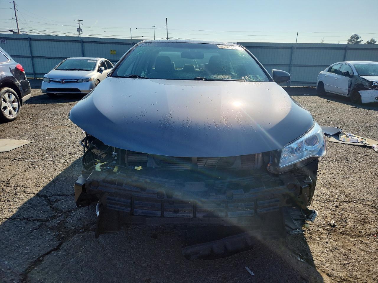 2017 Toyota Camry Xle - zdjęcie 5