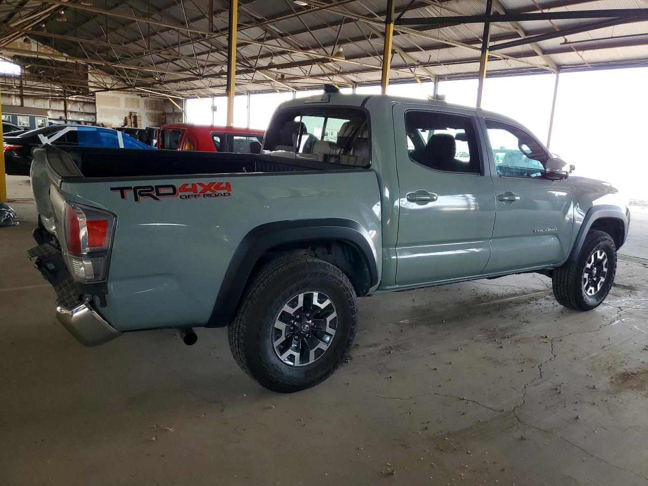 2022 Toyota Tacoma Trd Off-Road - zdjęcie 3