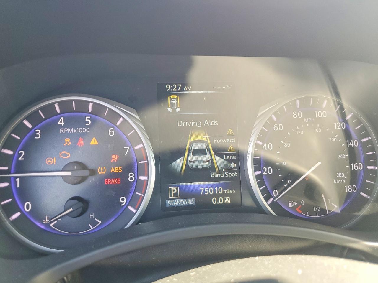 2017 Infiniti Q60 Red Sport 400 - zdjęcie 9