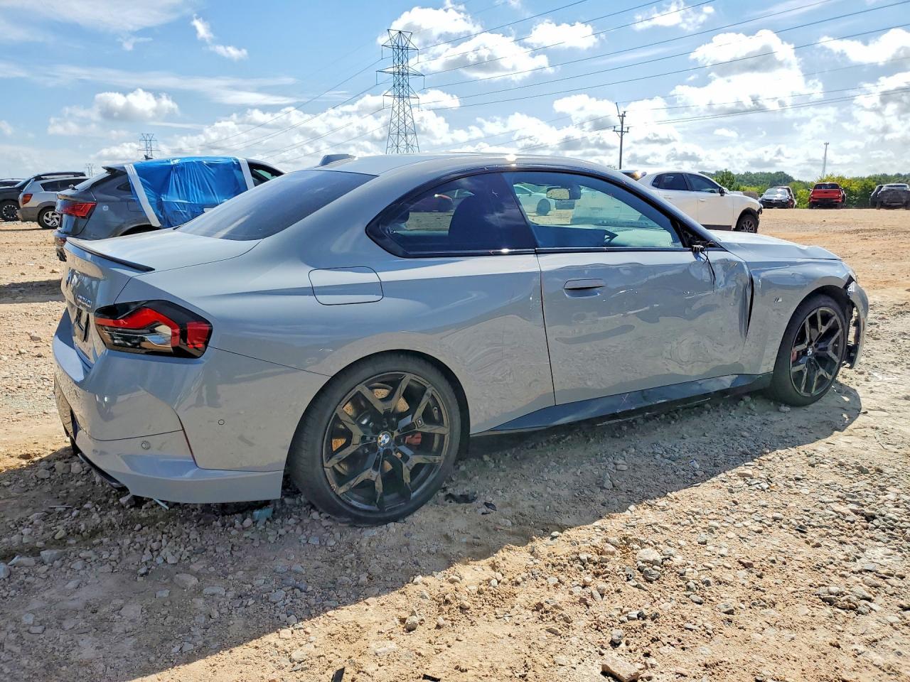 2025 BMW M240Xi - zdjęcie 3