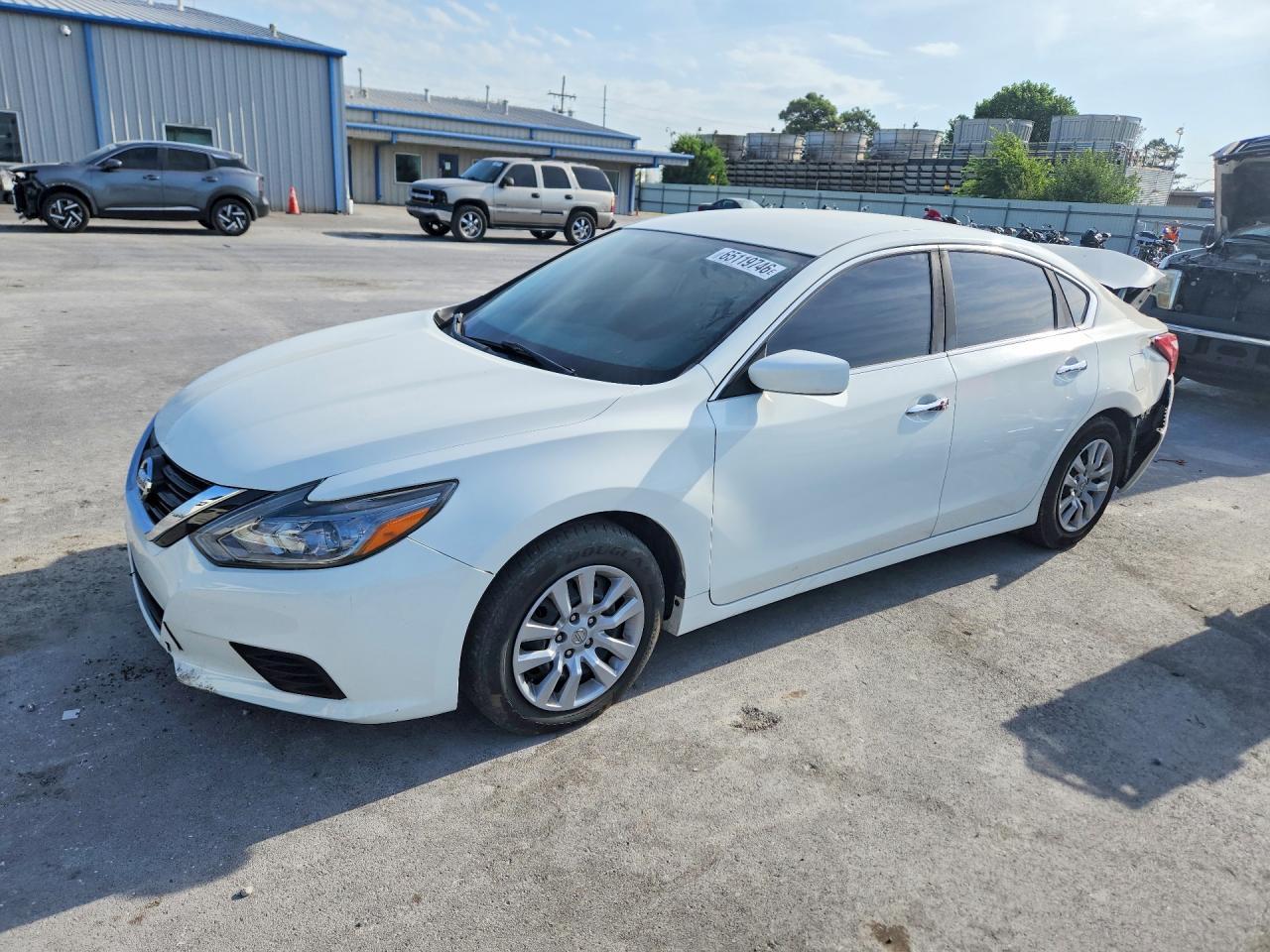 2016 Nissan Altima 2.5 S - zdjęcie główne