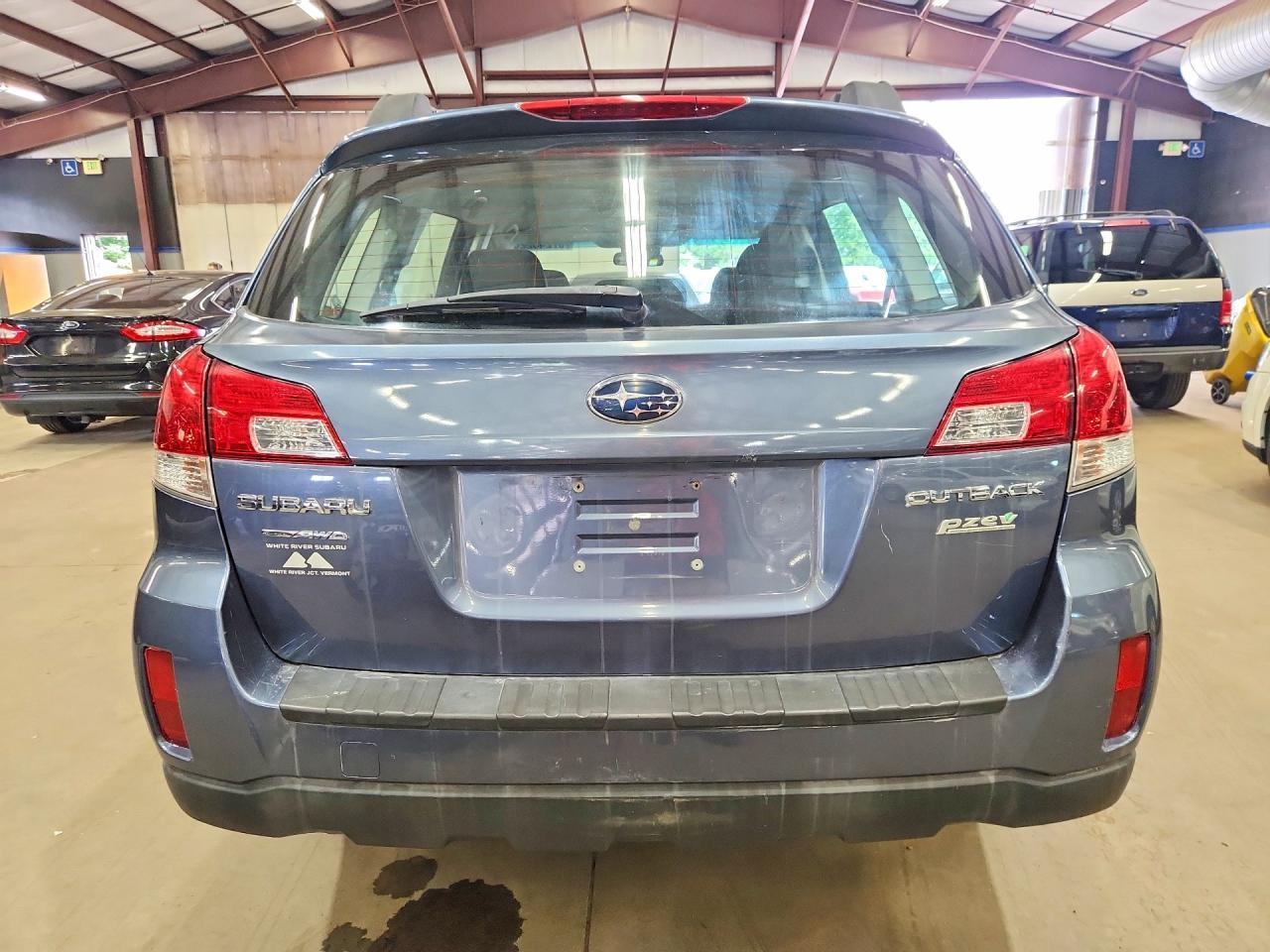 2014 Subaru Outback 2.5I - zdjęcie 6
