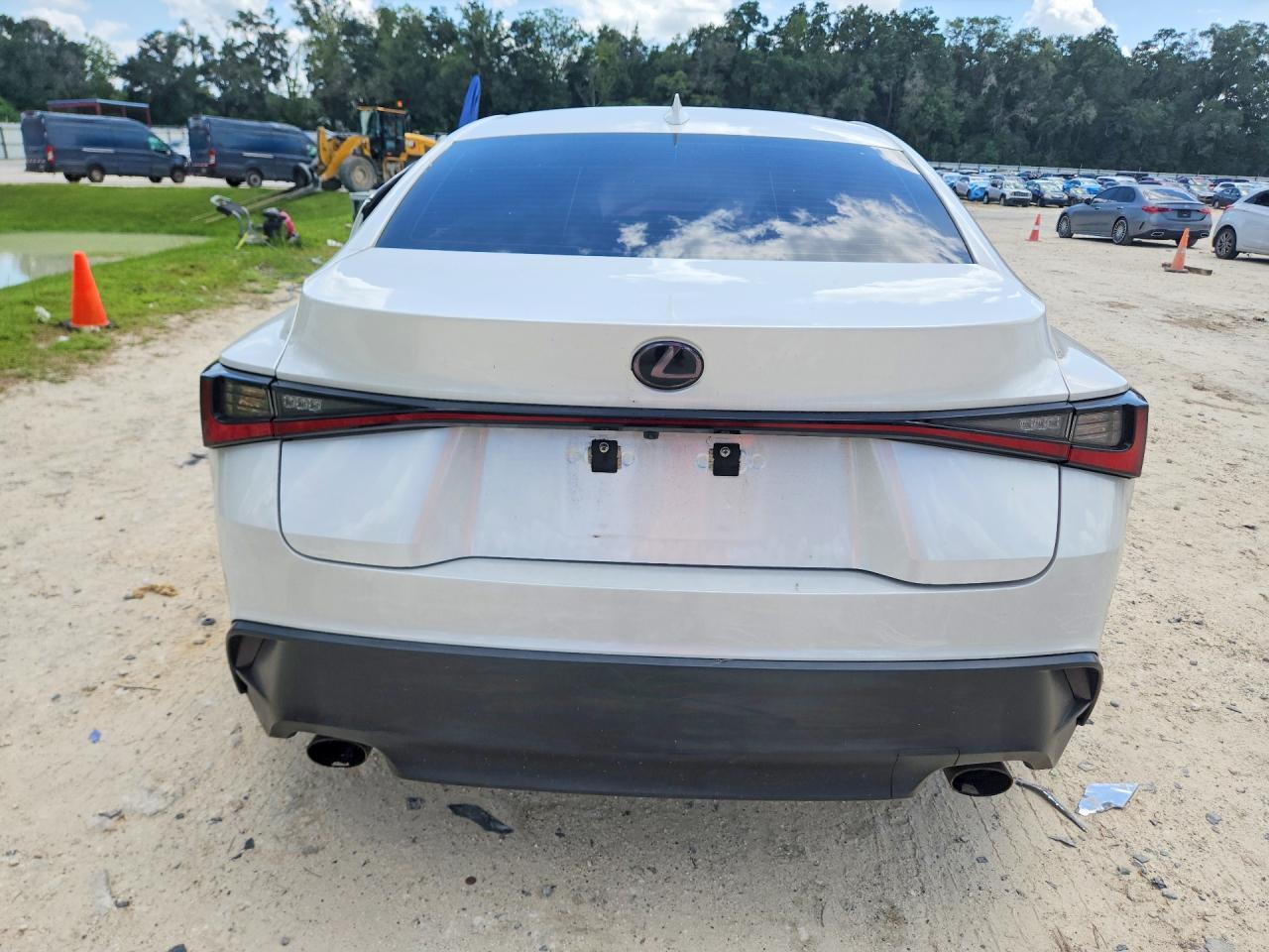 2022 Lexus Is 300 - zdjęcie 6