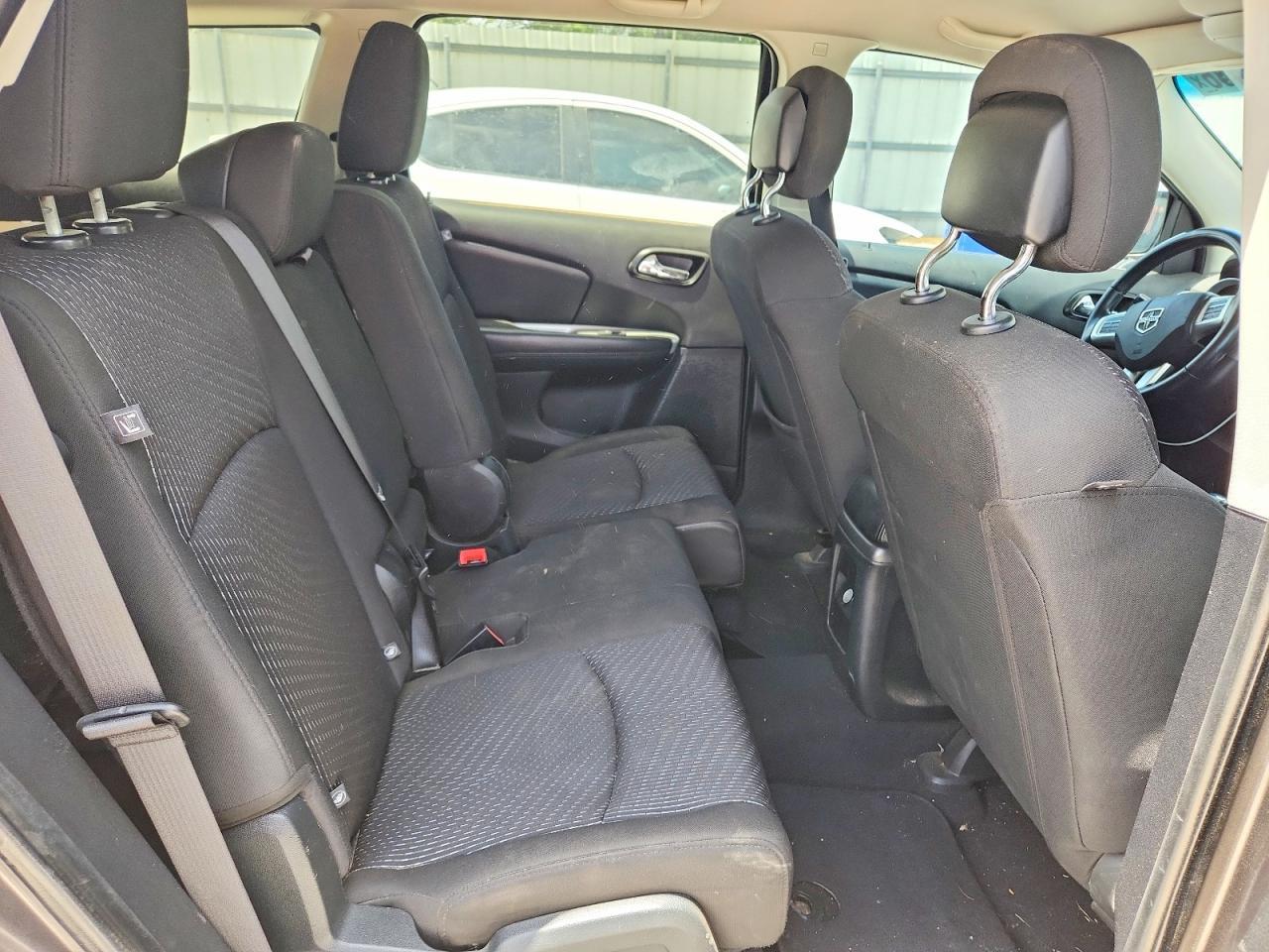 2016 Dodge Journey - zdjęcie 11
