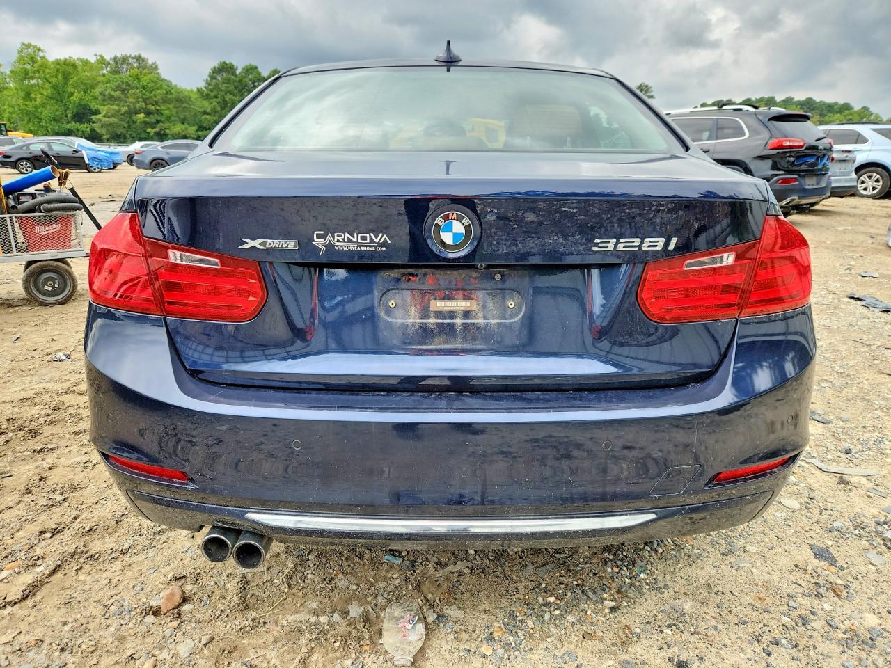2015 BMW Seria 3 328i - zdjęcie 6
