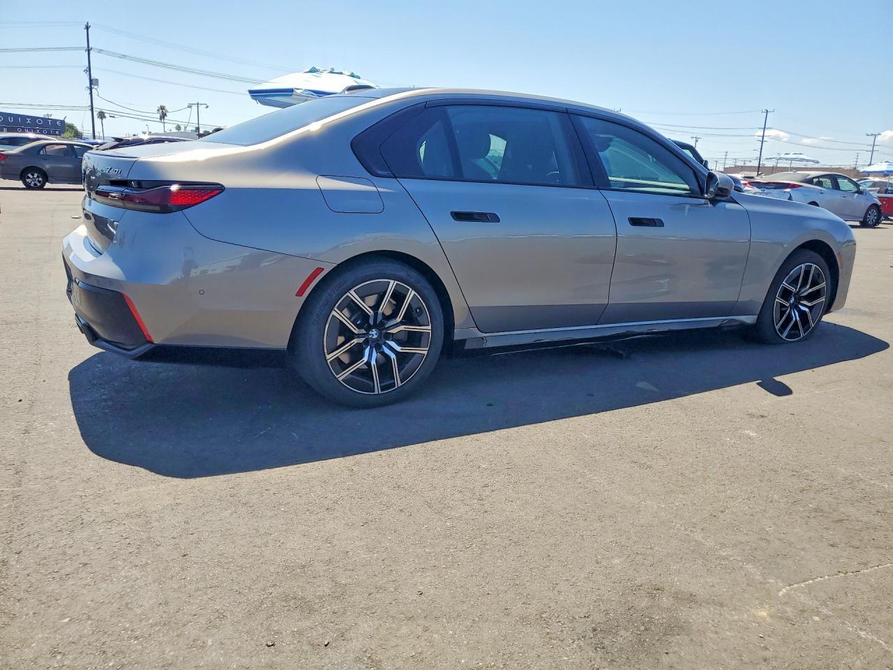 2026 BMW 740 I - zdjęcie 3
