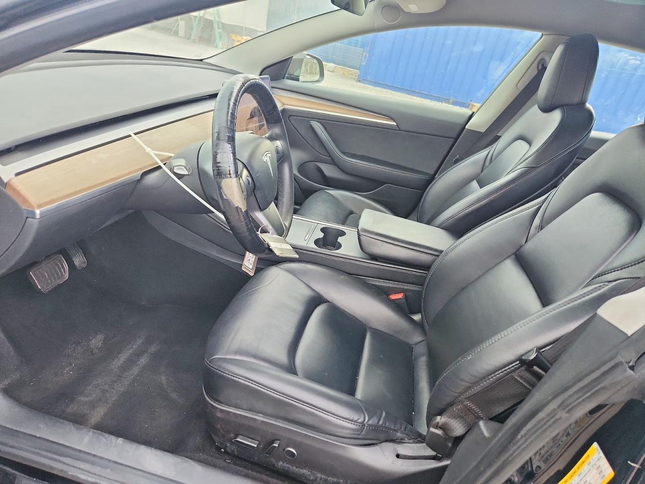 2023 Tesla Model 3 - zdjęcie 7